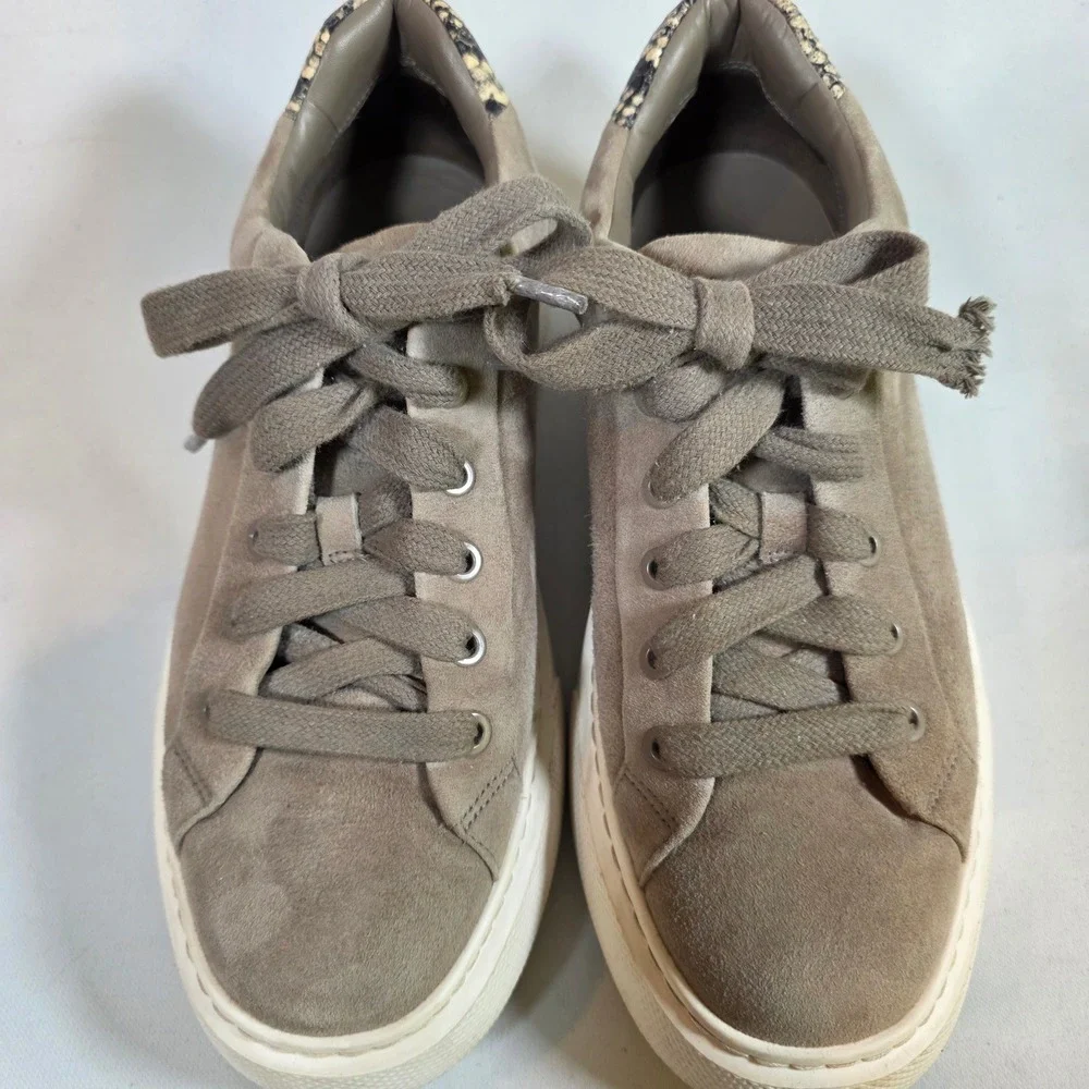 VINCE Rhea‎ Womens 9 Gray Suede Platform Sneakers Snakeskin Neutral Minimalist
